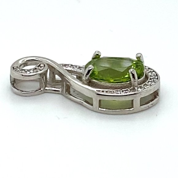 Peridot 1.65ct White Gold Finish Solid 925 Sterling Silver Pendant - Picture 6 of 7